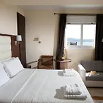Almira Mare Hotel