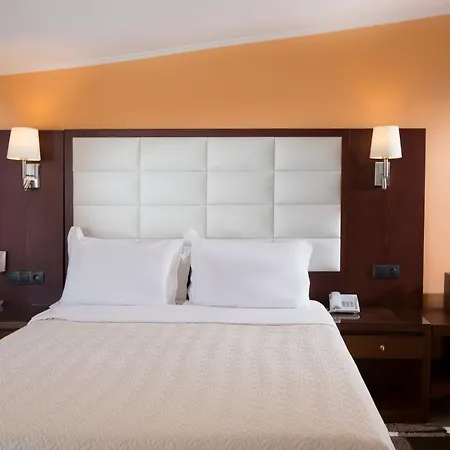 Almira Mare 4*