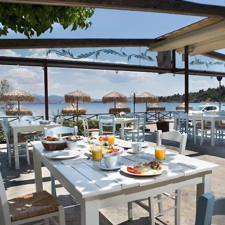 Almira Mare Халкида