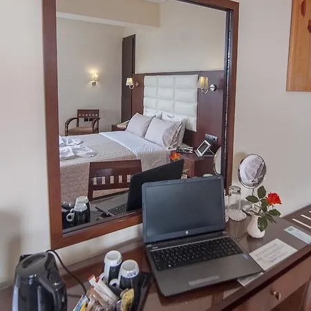 Almira Mare Отель 4*