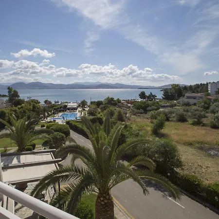 Almira Mare 4* Chalkida