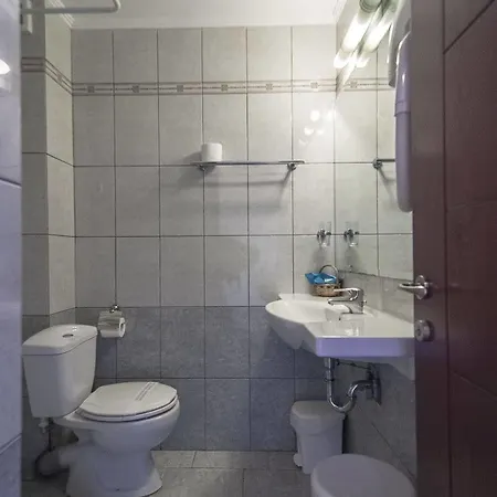 Almira Mare 4* Chalkís