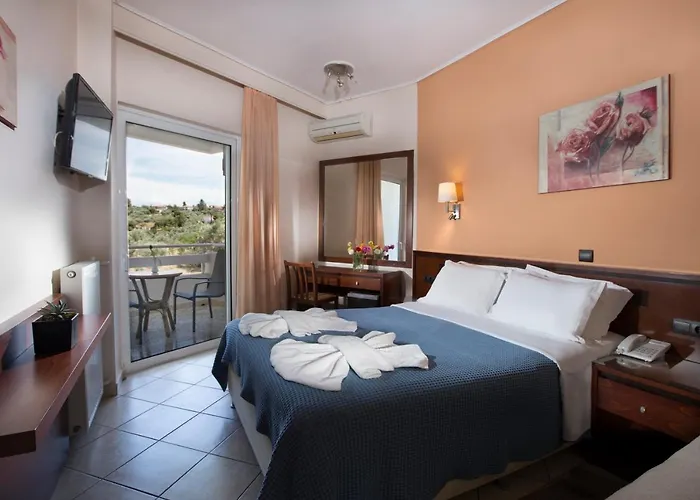 Almira Mare 4* Chalkís