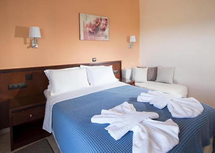 Almira Mare 4* Chalkís